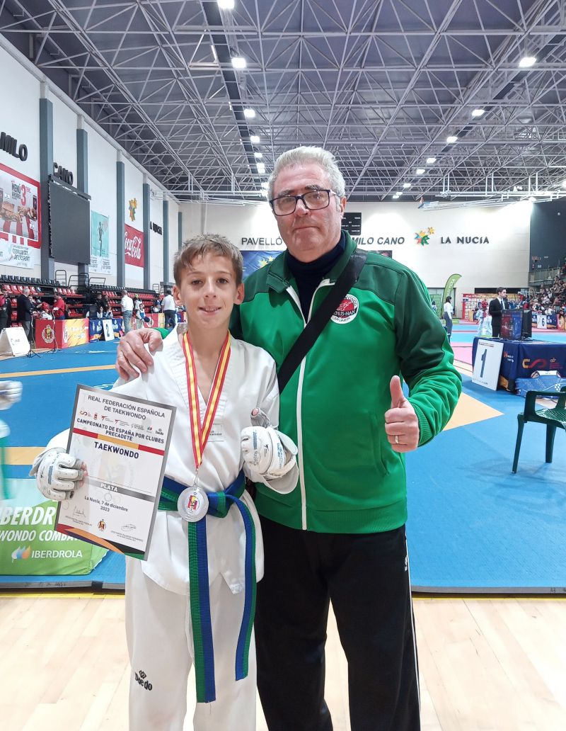 El linense Cristian Rojas, del Lemus Han, subcampeón de España de taekwondo olímpico El linense Cristian Rojas, del Lemus Han, subcampeón de España de taekwondo olímpico