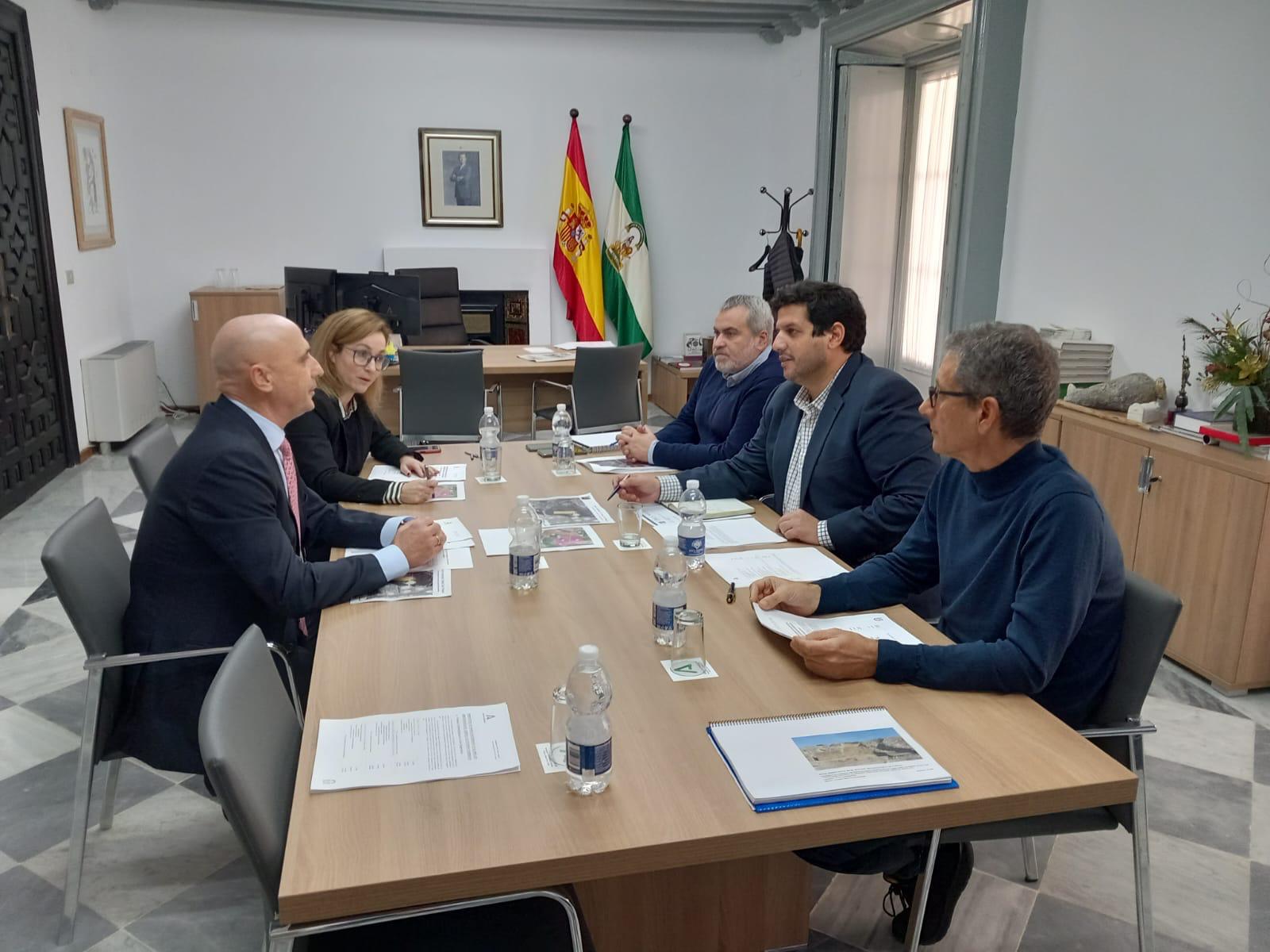 La Junta agradece a la Fundación Cepsa el compromiso para la puesta en valor de Carteia