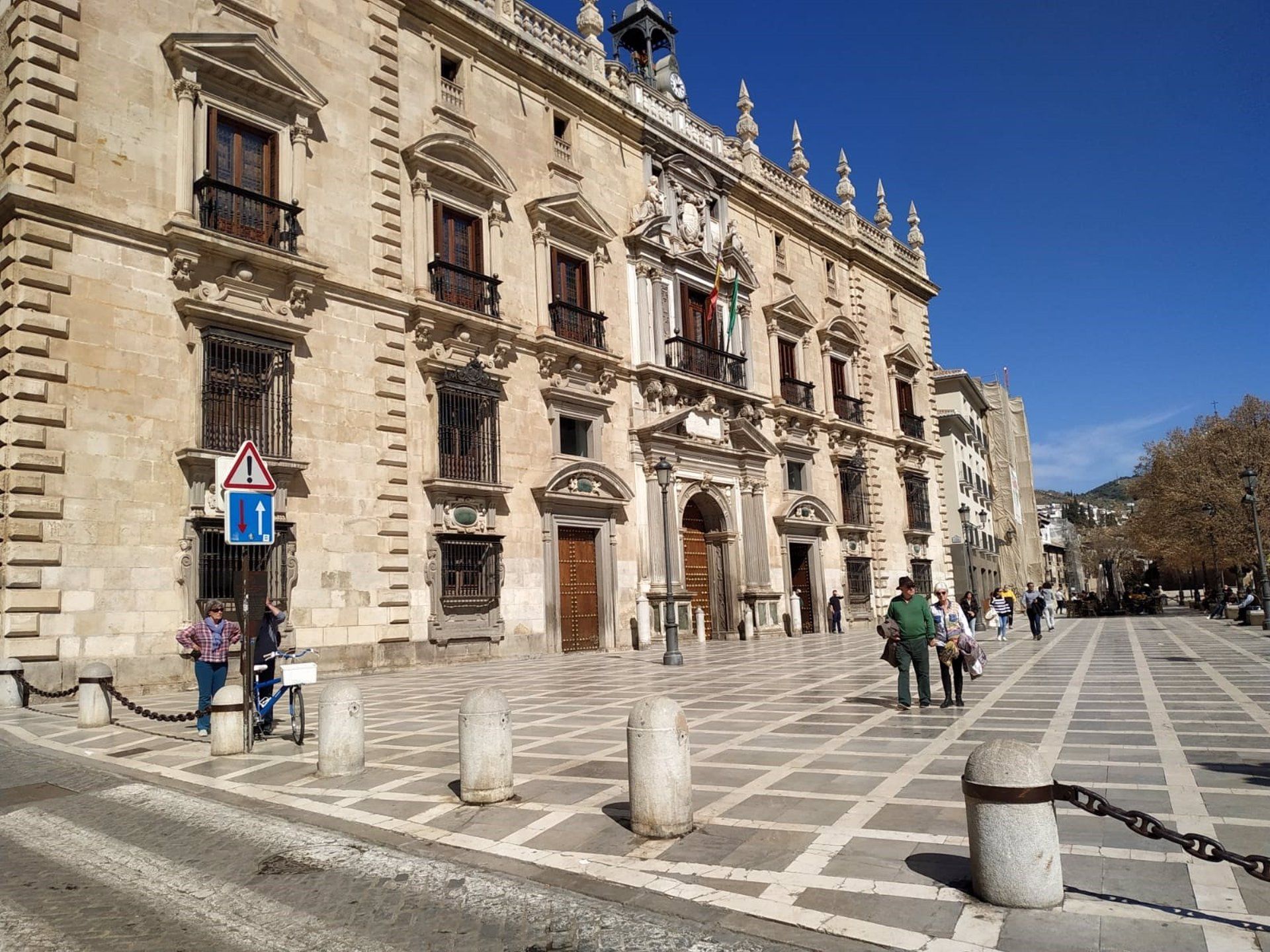 Rebajan un año y medio la condena a tres acusados por un alijo interceptado en Algeciras. Sede TSJA en Granada - EUROPA PRESS - Archivo.