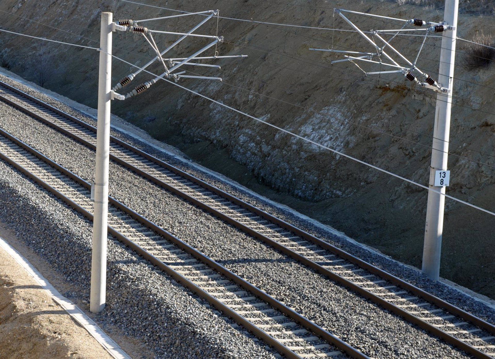  Vías de tren de Adif. Imagen de archivo. La inclusión de La Línea en el tren litoral dependerá de la demanda de viajeros a la ciudad