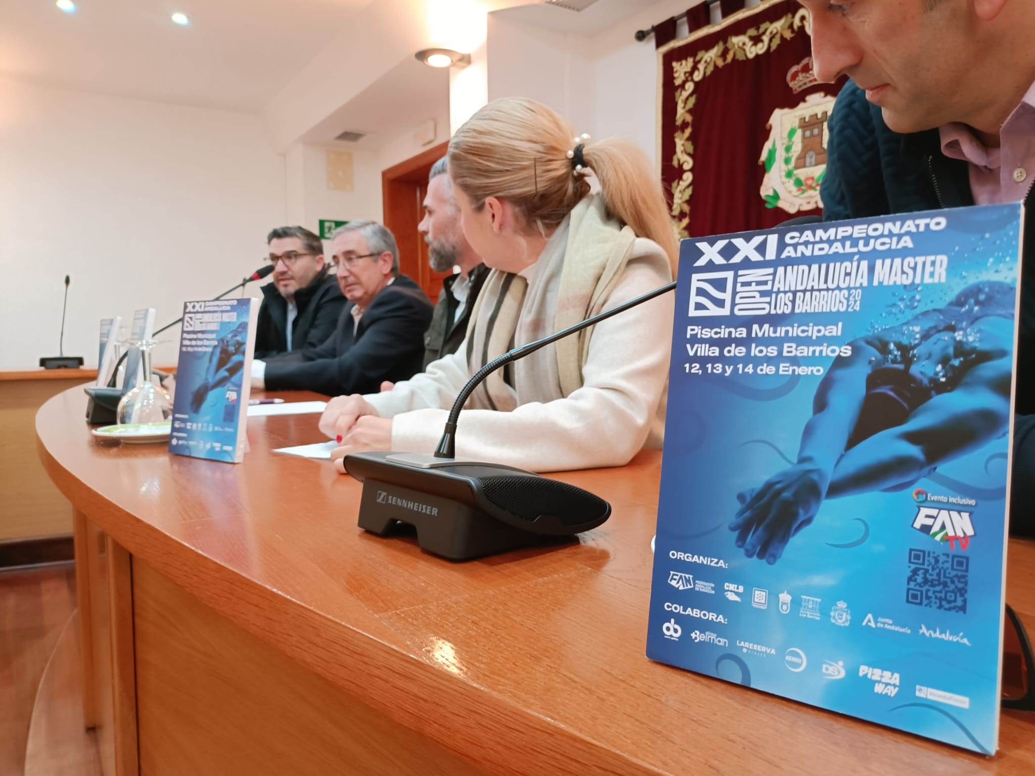 La piscina cubierta de Los Barrios vuelve a acoger el Campeonato Andalucía Open Master de Invierno de Natación