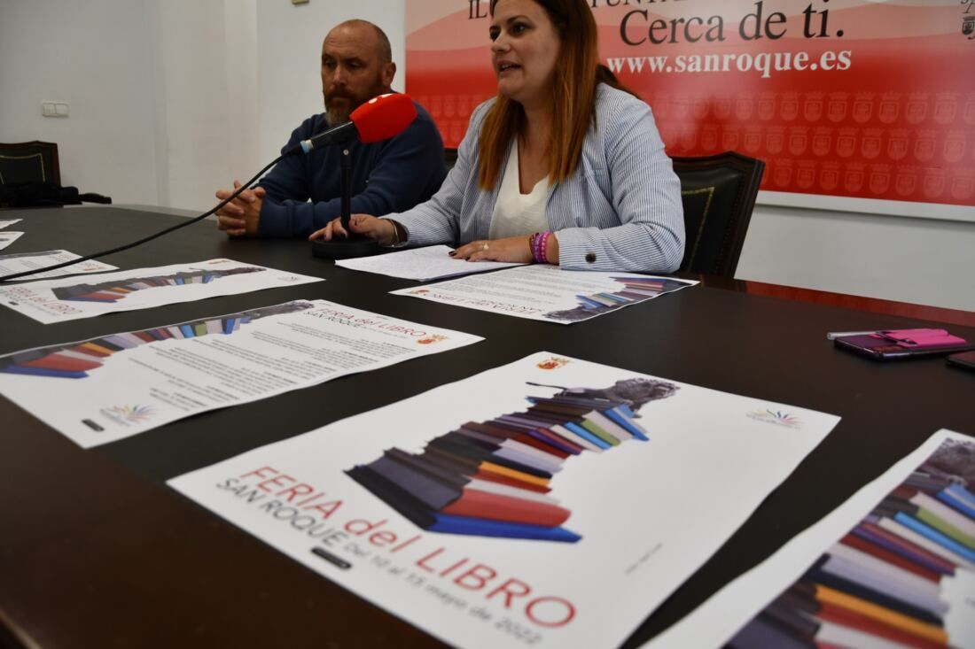 2022_presentan_feria_libro1