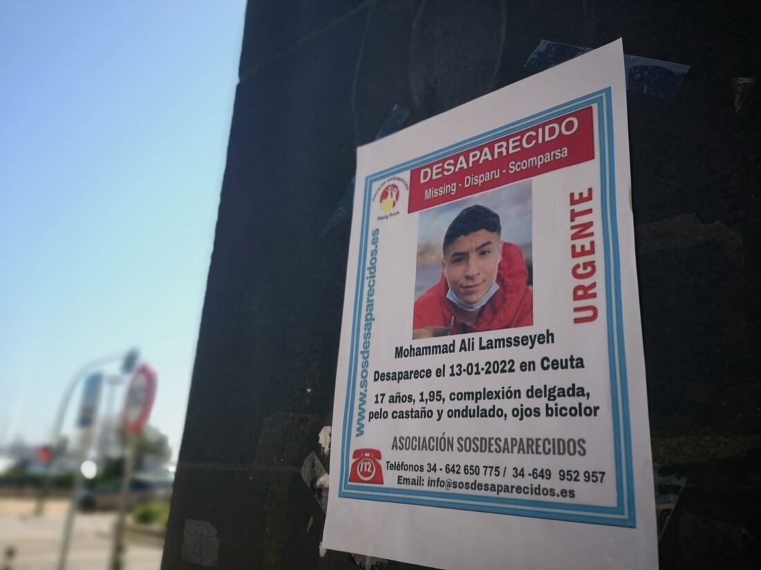 Carteles para encontrar al joven ceutí en Algeciras, cuando estaba desaparecido.