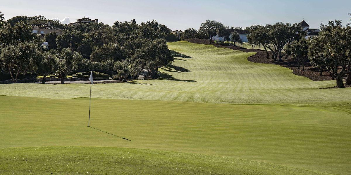 Una empresa invertirá 100 millones en el campo de golf municipal San Roque Club II