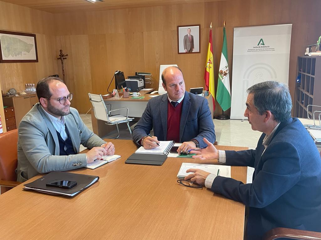 Castellar pide a la Junta la limpieza de los arroyos que atraviesan el municipio