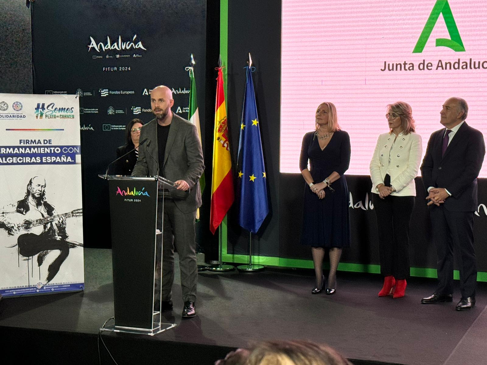 Curro Sánchez, hijo de Paco de Lucía, en la presentación de Fitur. 