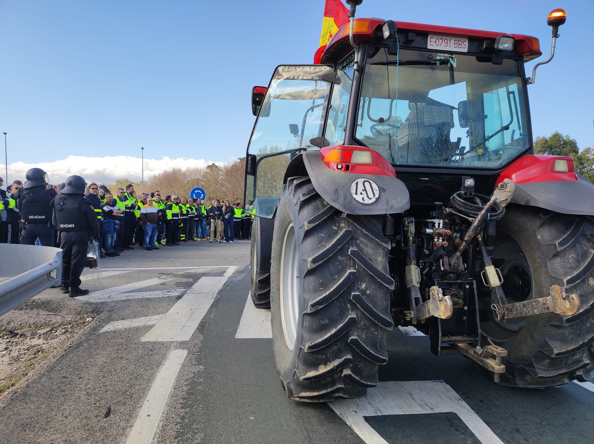 La tractorada desde Jimena colapsa la A7 sentido Algeciras: "Queremos que se valore lo nuestro". Foto: 8Directo