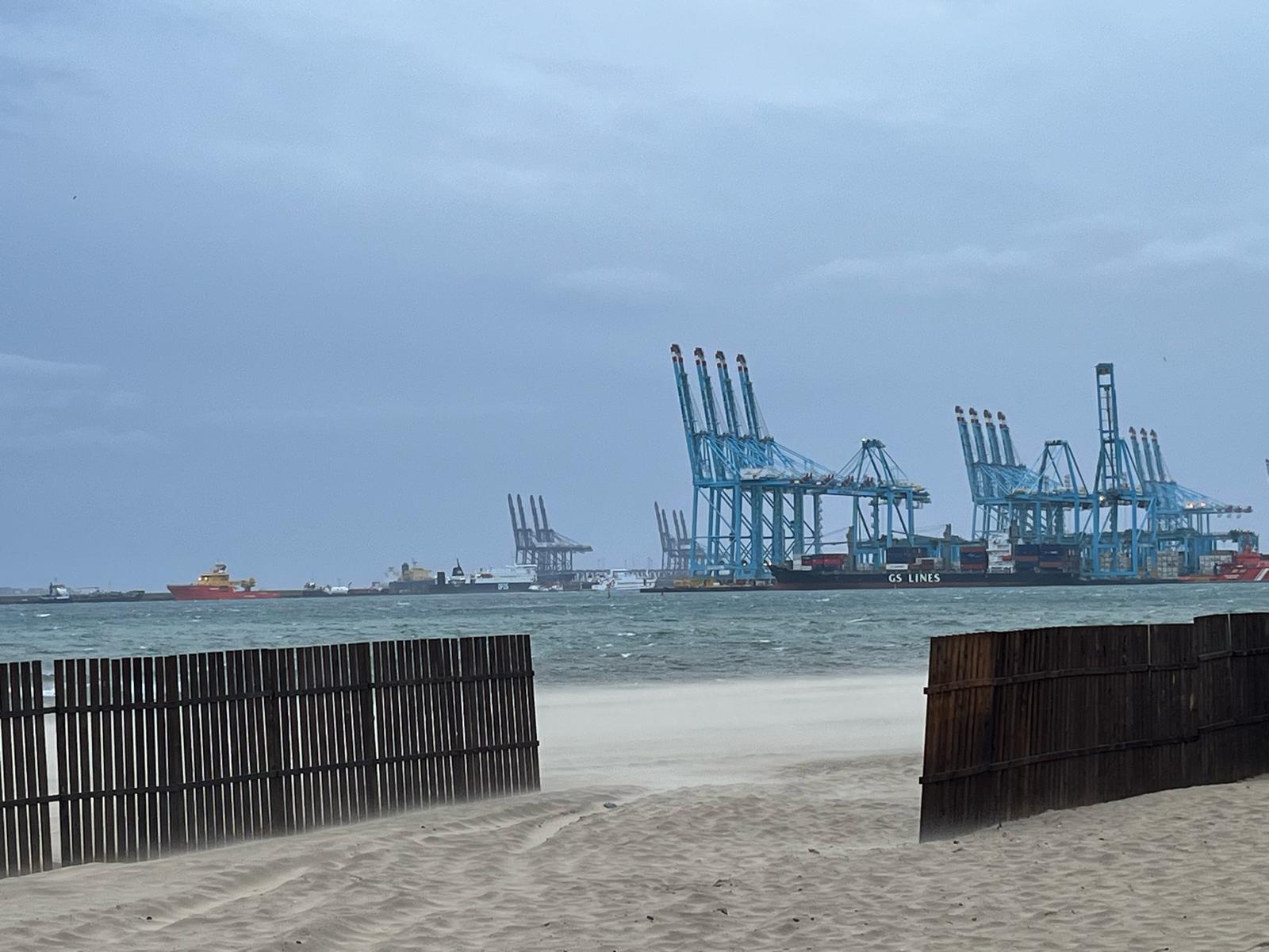 Los puertos de Algeciras y Tarifa suspenden las salidas debido al temporal. Foto: F.M. / 8Directo. 