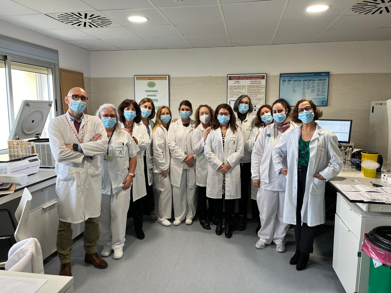 Profesionales Banco Sangre Hospital Punta de Europa.