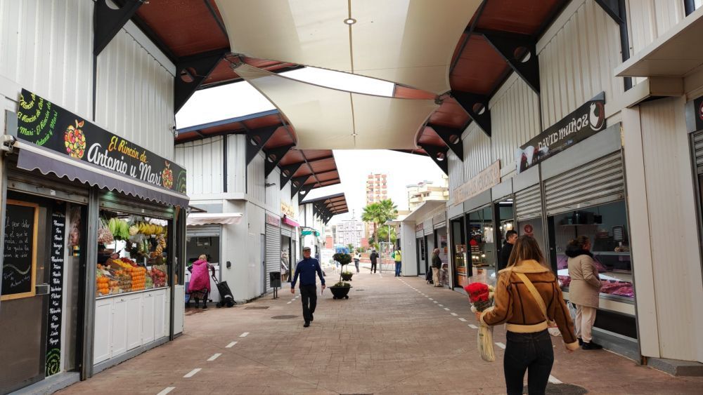 Mercado provisional de La Línea. 