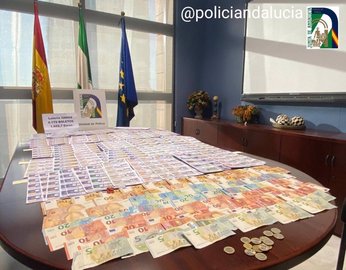 Intervenidos en Cádiz 4.179 boletos y 1.602 euros procedentes de lotería clandestina