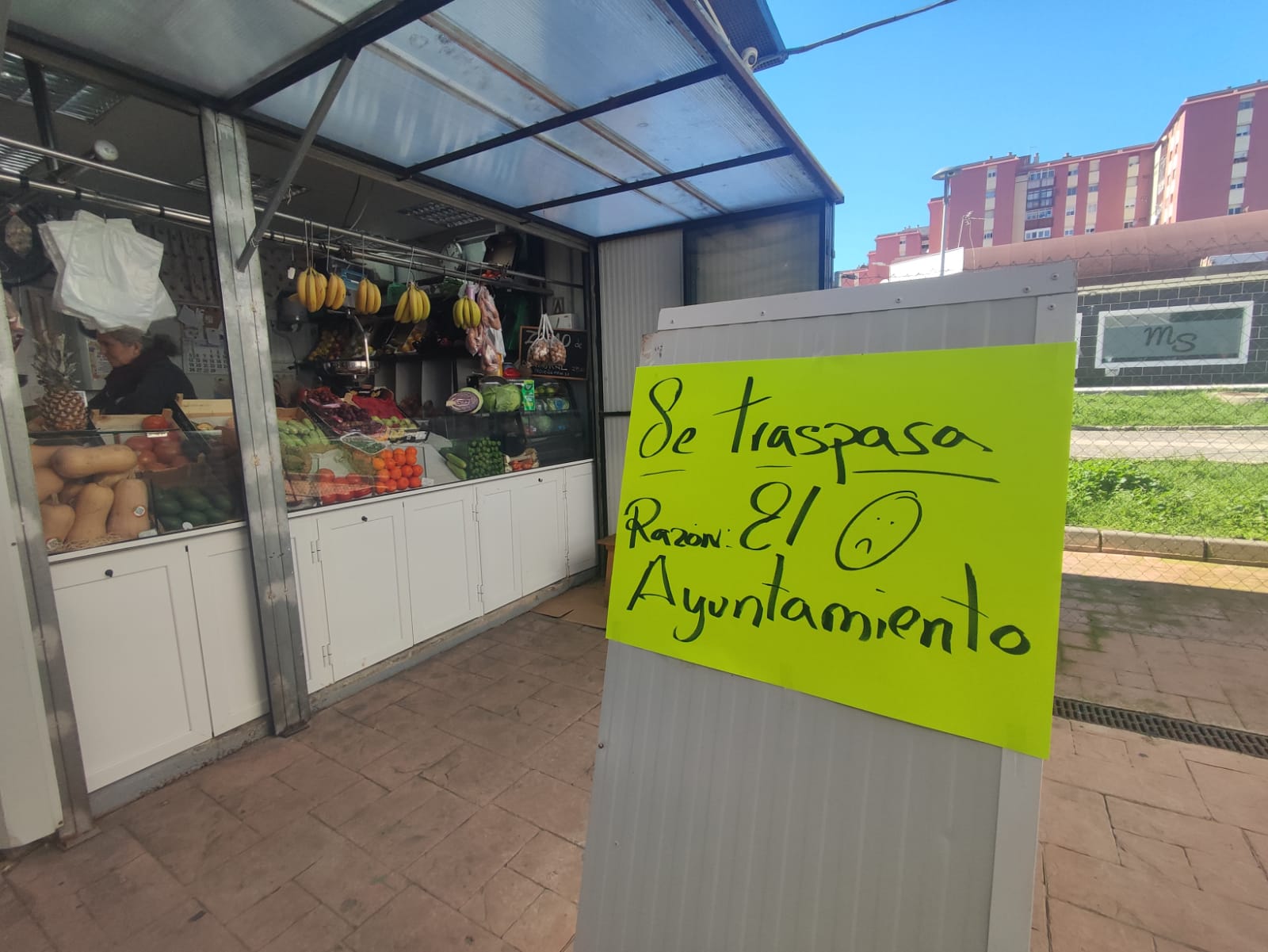 Comerciantes del mercado suspenden las protestas tras la convocatoria de una reunión con el Ayuntamiento. Foto: S.D. / 8Directo.