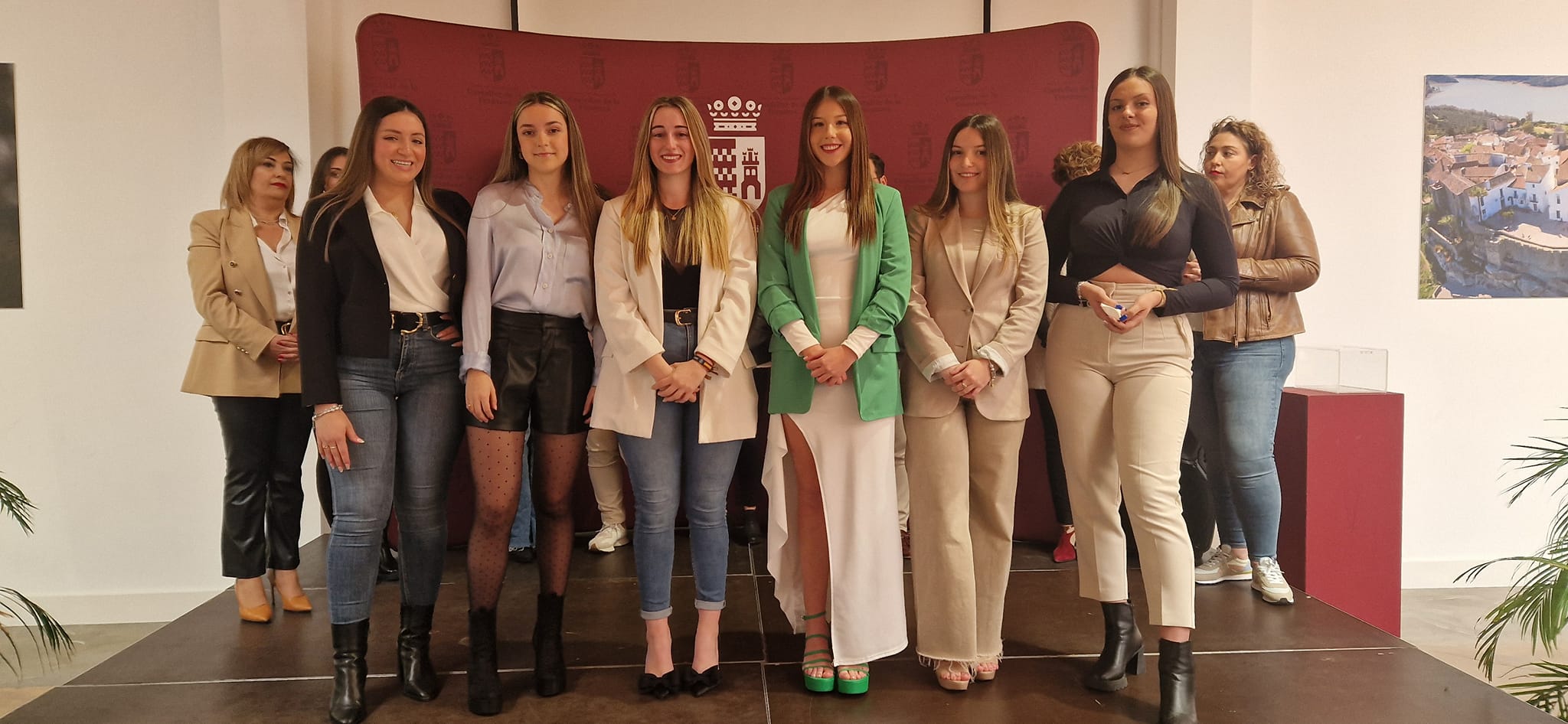 Estela Núñez, elegida reina juvenil de la Feria y Romería de Castellar 2024.