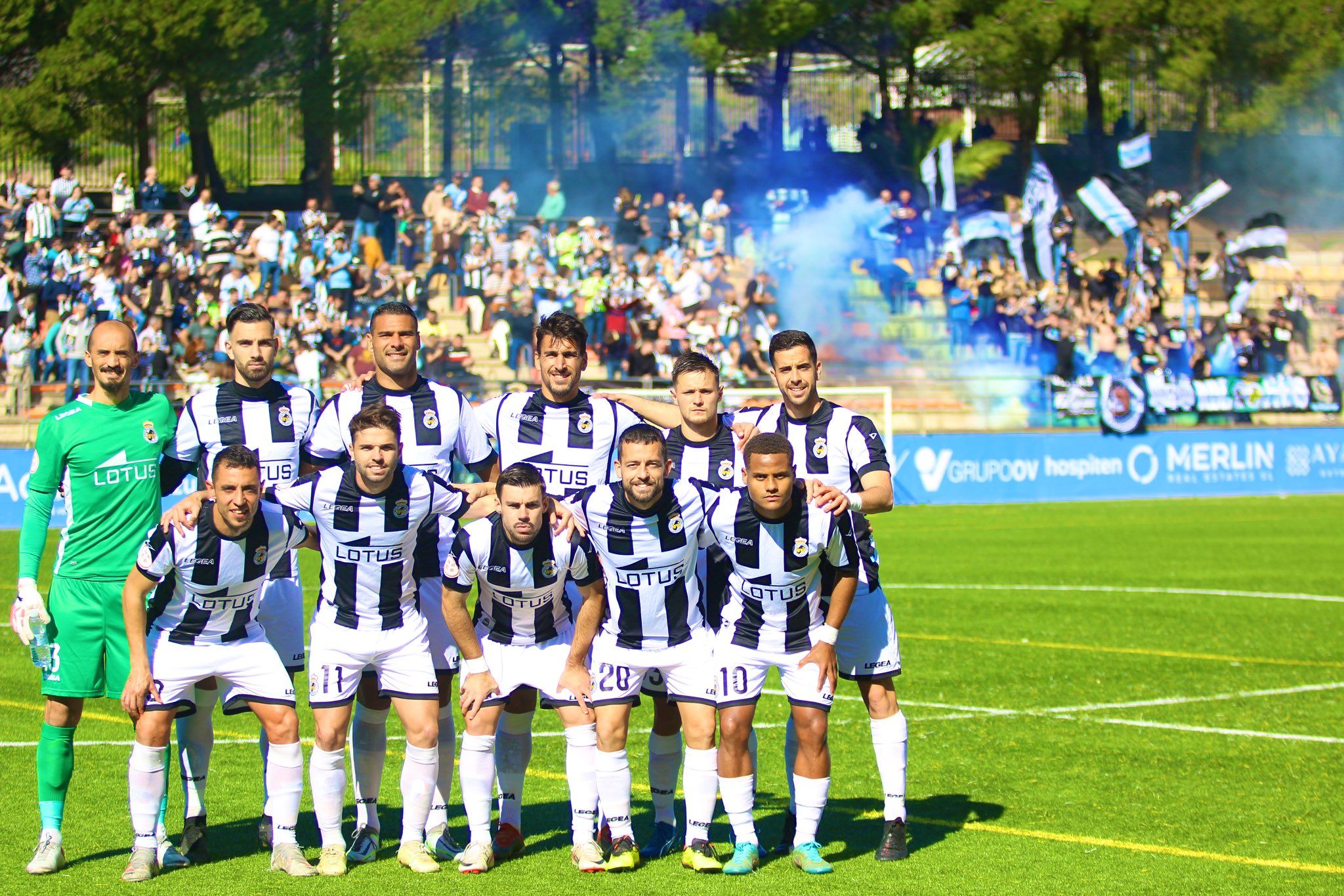 Formación de la RB Linense en Estepona donde ha sumado un punto que sabe a poco/Foto: rbl1912