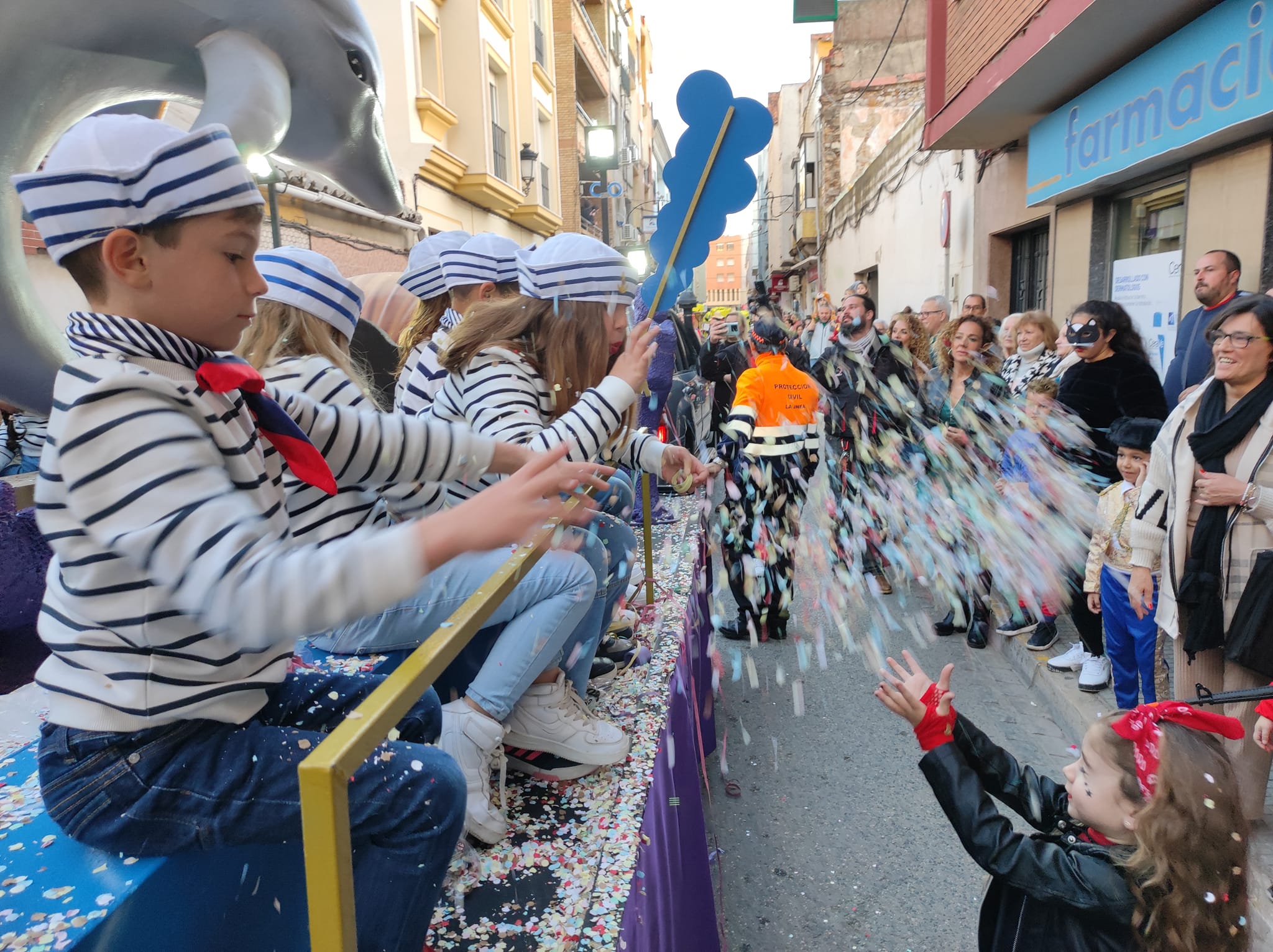 La Línea se vuelca con su Carnaval de la Concha Fina. Foto: S.D. / 8Directo.