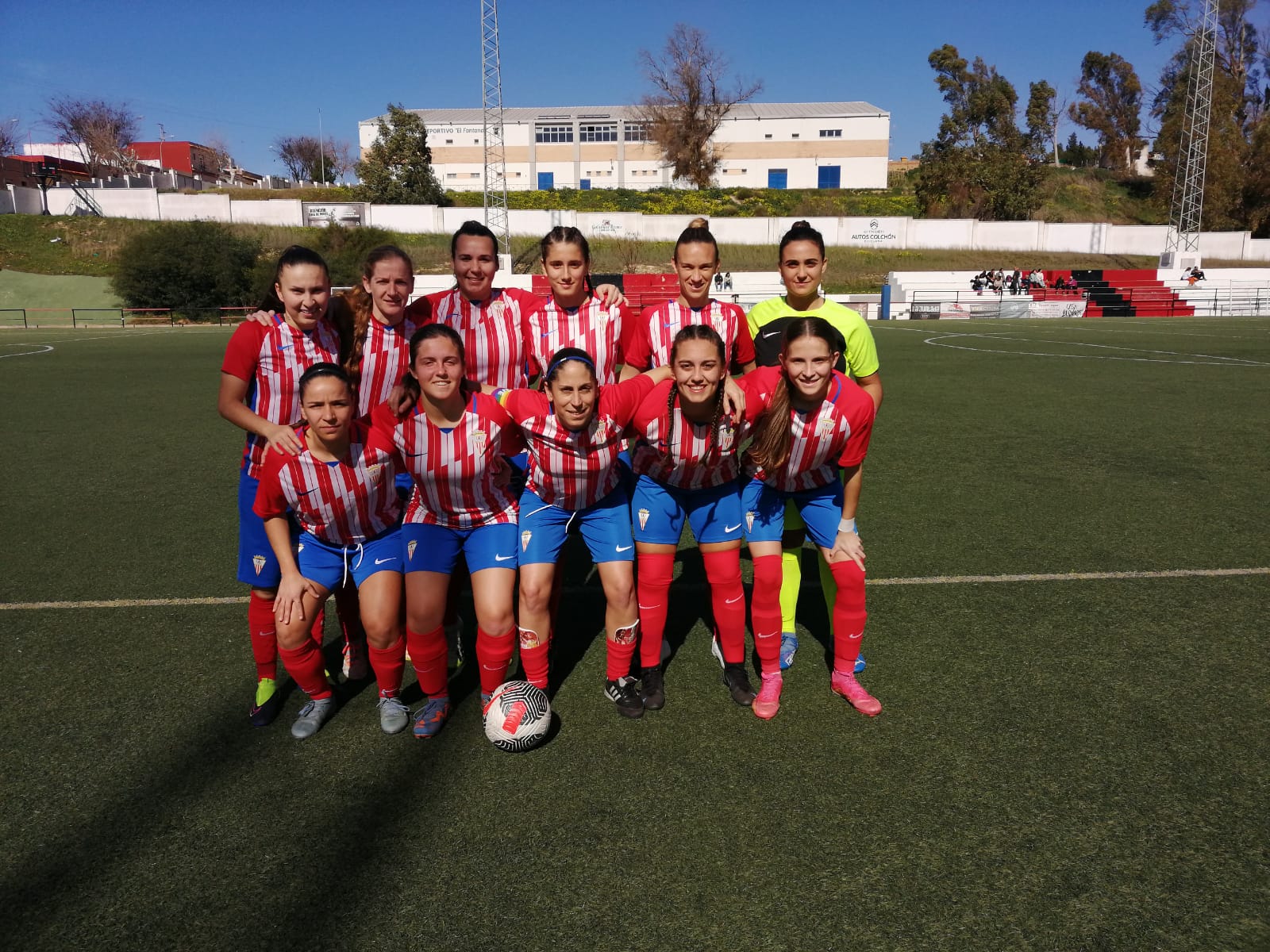 Las féminas del Algeciras CF olvidan su primera derrota goleando al Juventud Chiclana (2-7)