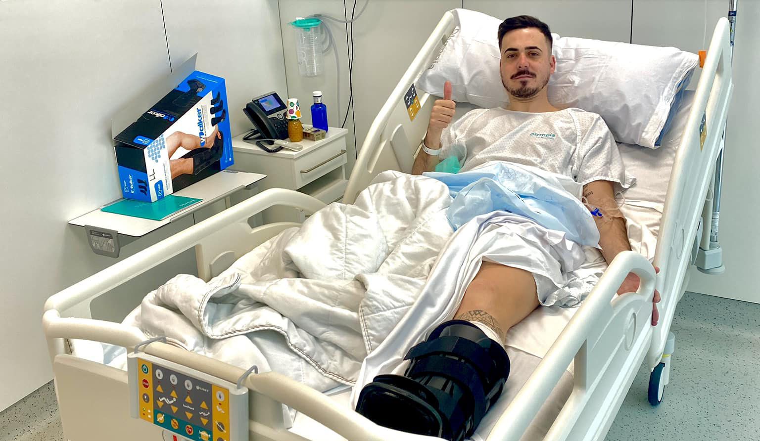 Álex Trujillo denuncia en redes su "despido por lesionarse" del Mons Calpe SC