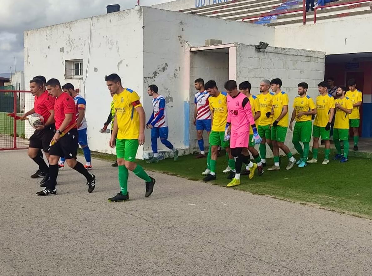 La UD Tarifa paga su mal partido ante el CD Vejer con la primera derrota en 2024 (0-2)