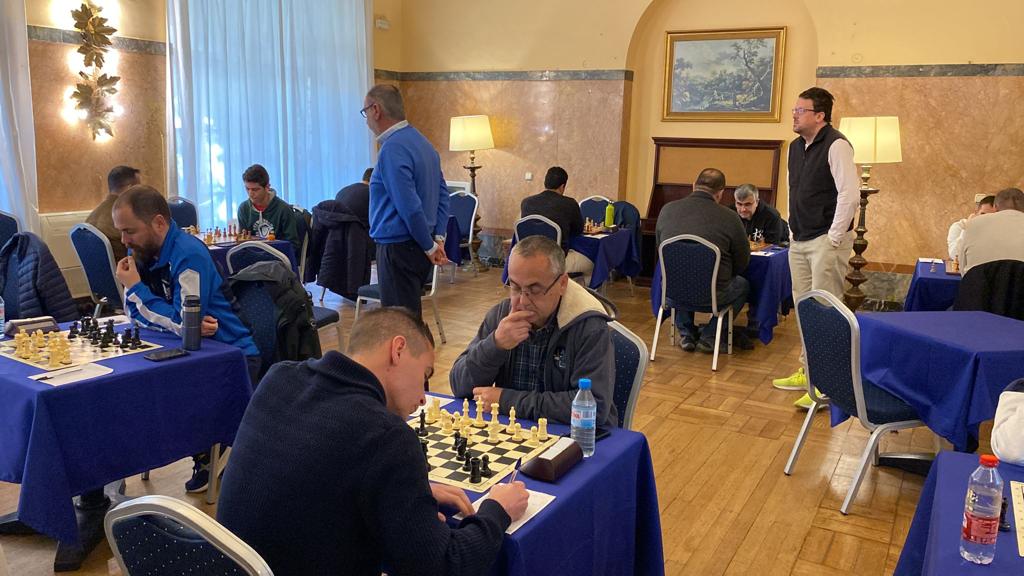 El Globales Reina Cristina empata, pero se mete segundo a falta de la doble jornada final