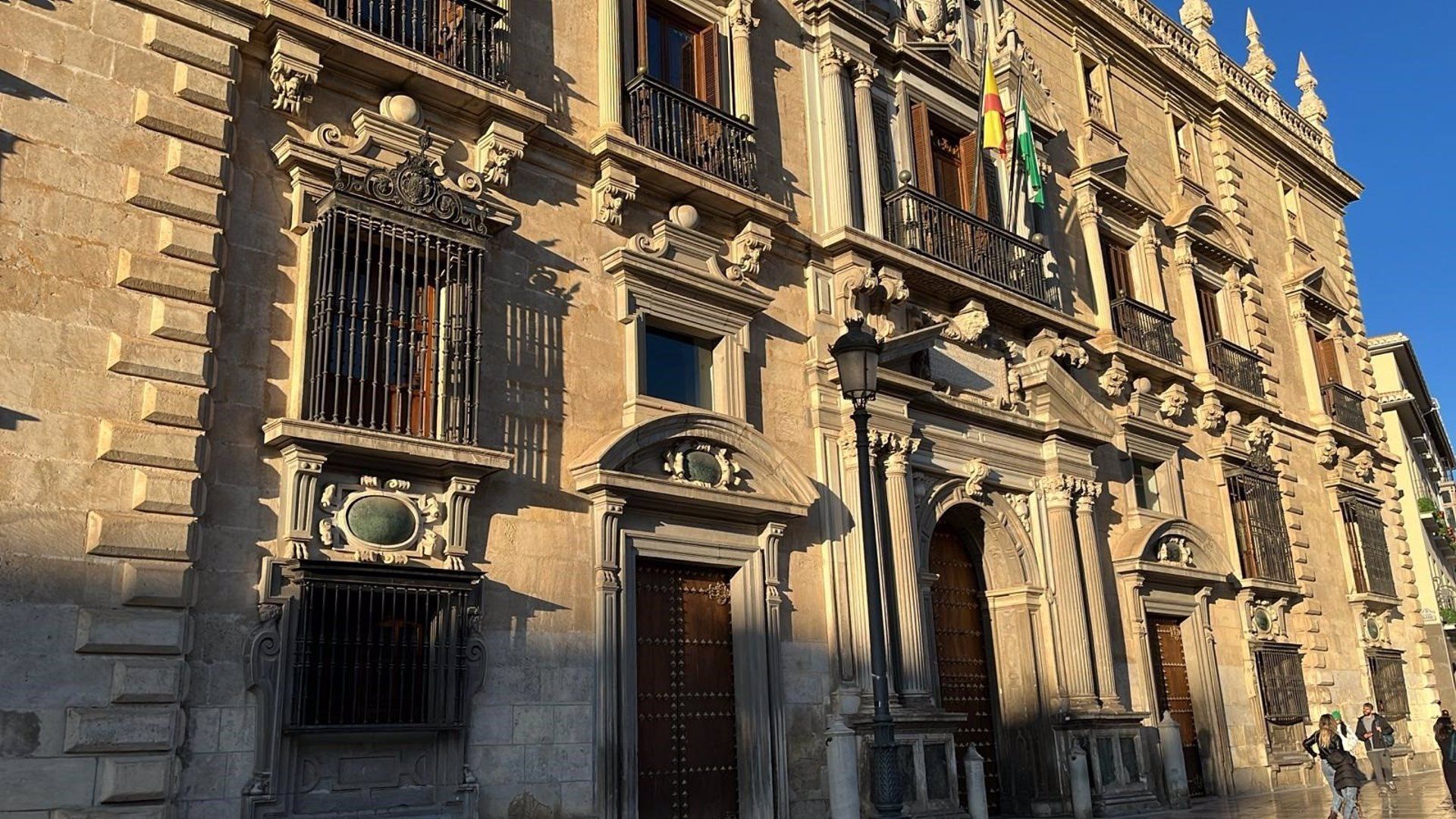  Sede TSJA en Granada.  TSJA ratifica siete años de prisión para un hombre por agresión sexual a su esposa en Algeciras.