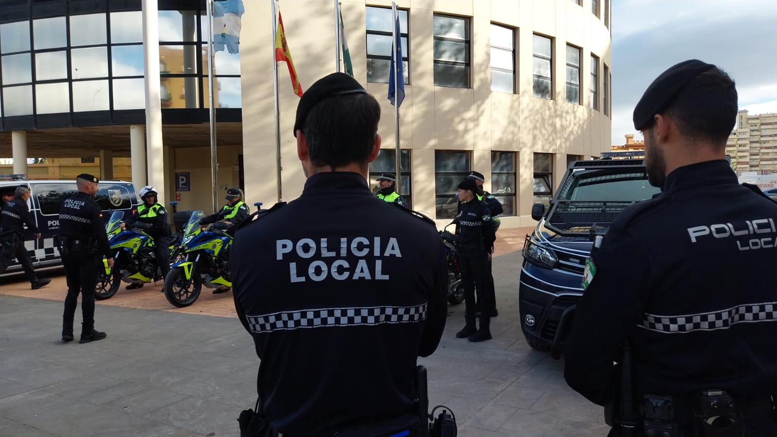 La Línea establece un dispositivo coordinado entre Policía Local y Nacional para Semana Santa.
