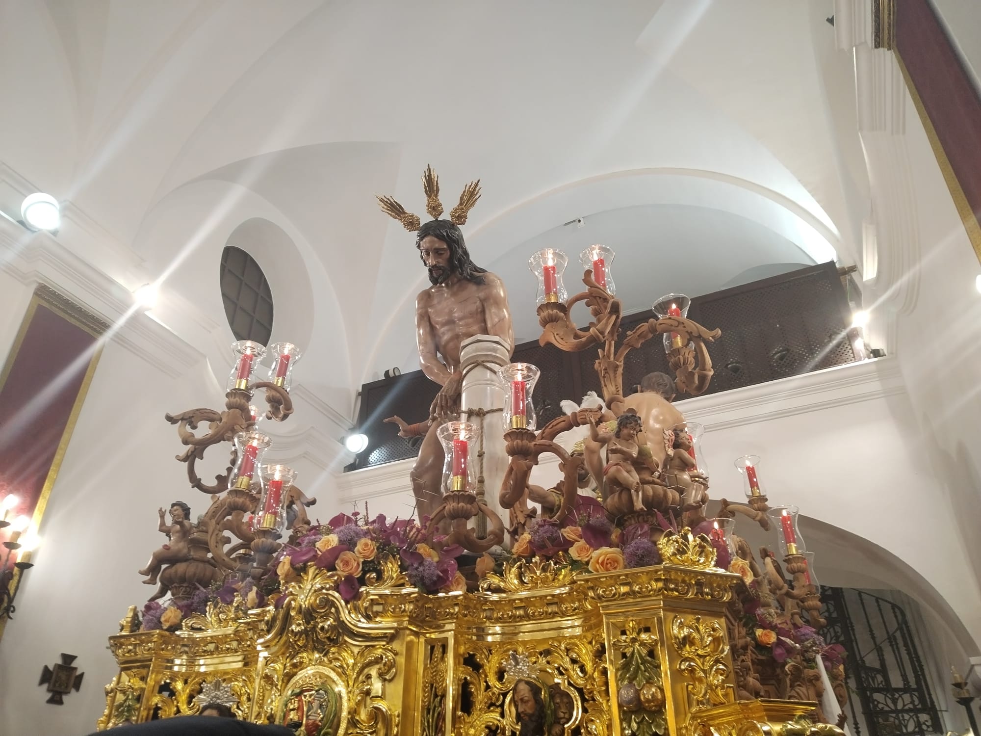 Jesús Atado a La Columna se queda en su templo por la lluvia.