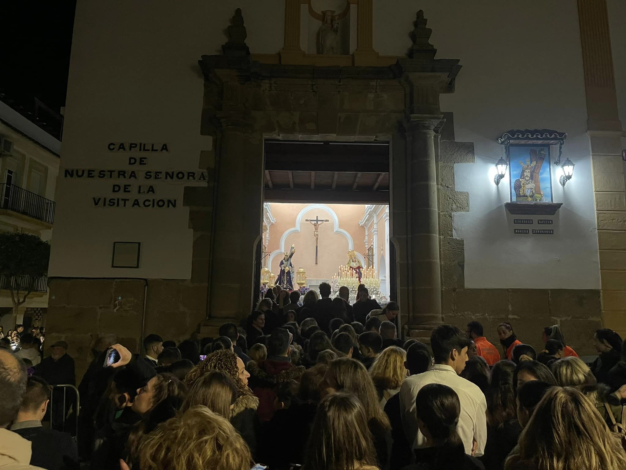 Tristeza en San Roque tras permanecer Nazareno y Dolores en su templo. Foto: S.F./ 8Directo