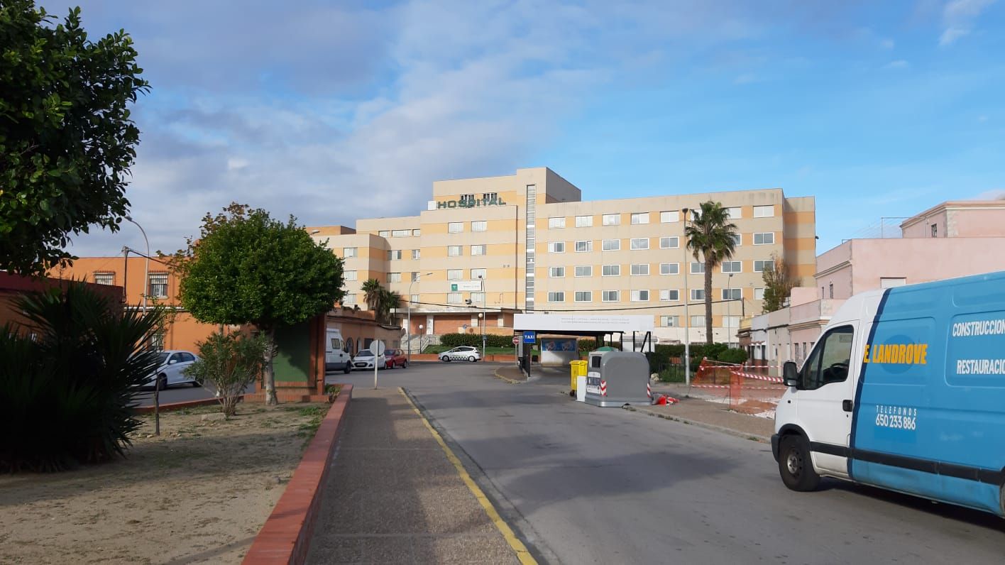 Una empresa quiere instalar un centro sanitario privado en el antiguo hospital comarcal.