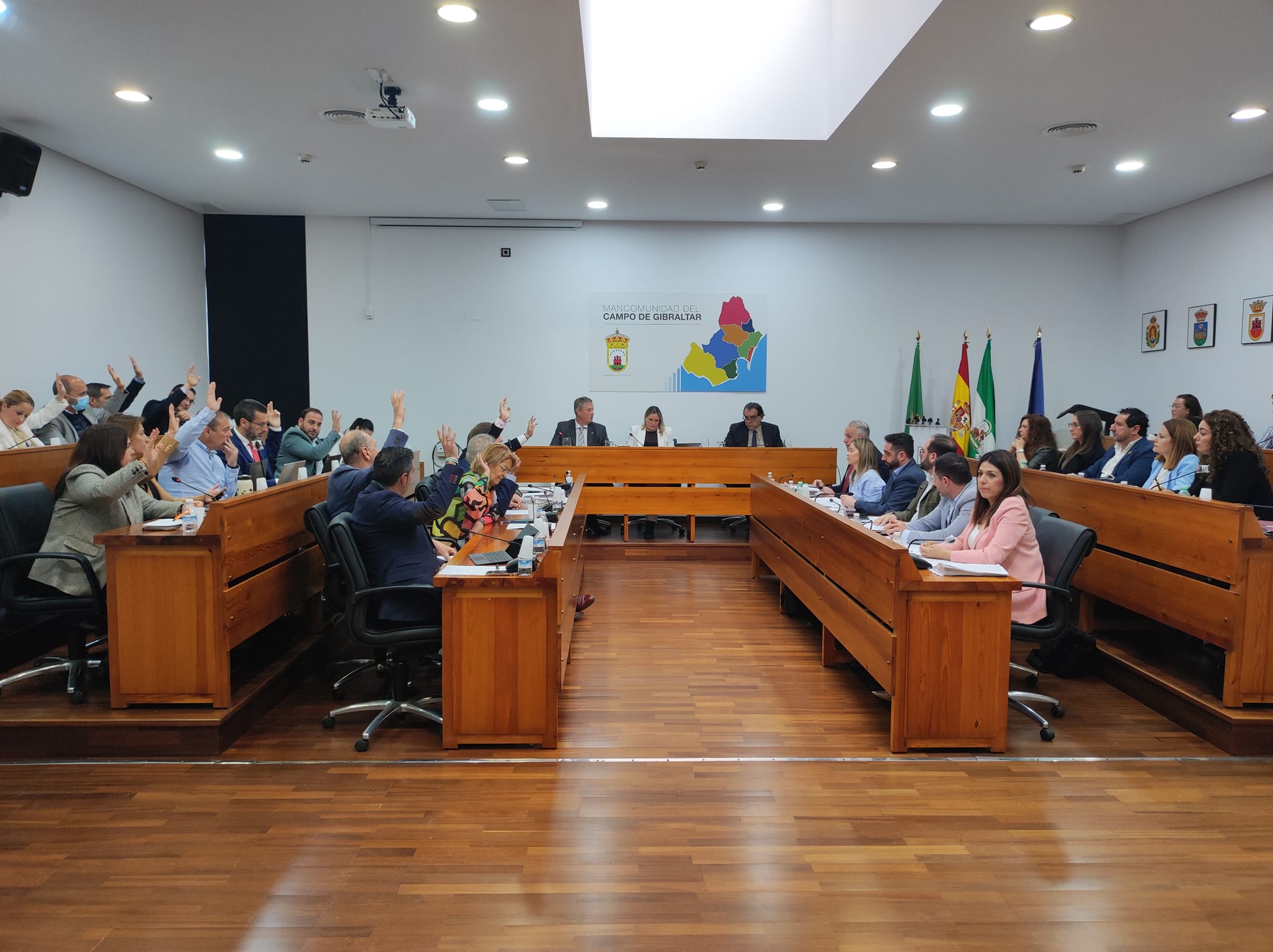 Momento de la votación en Mancomunidad.