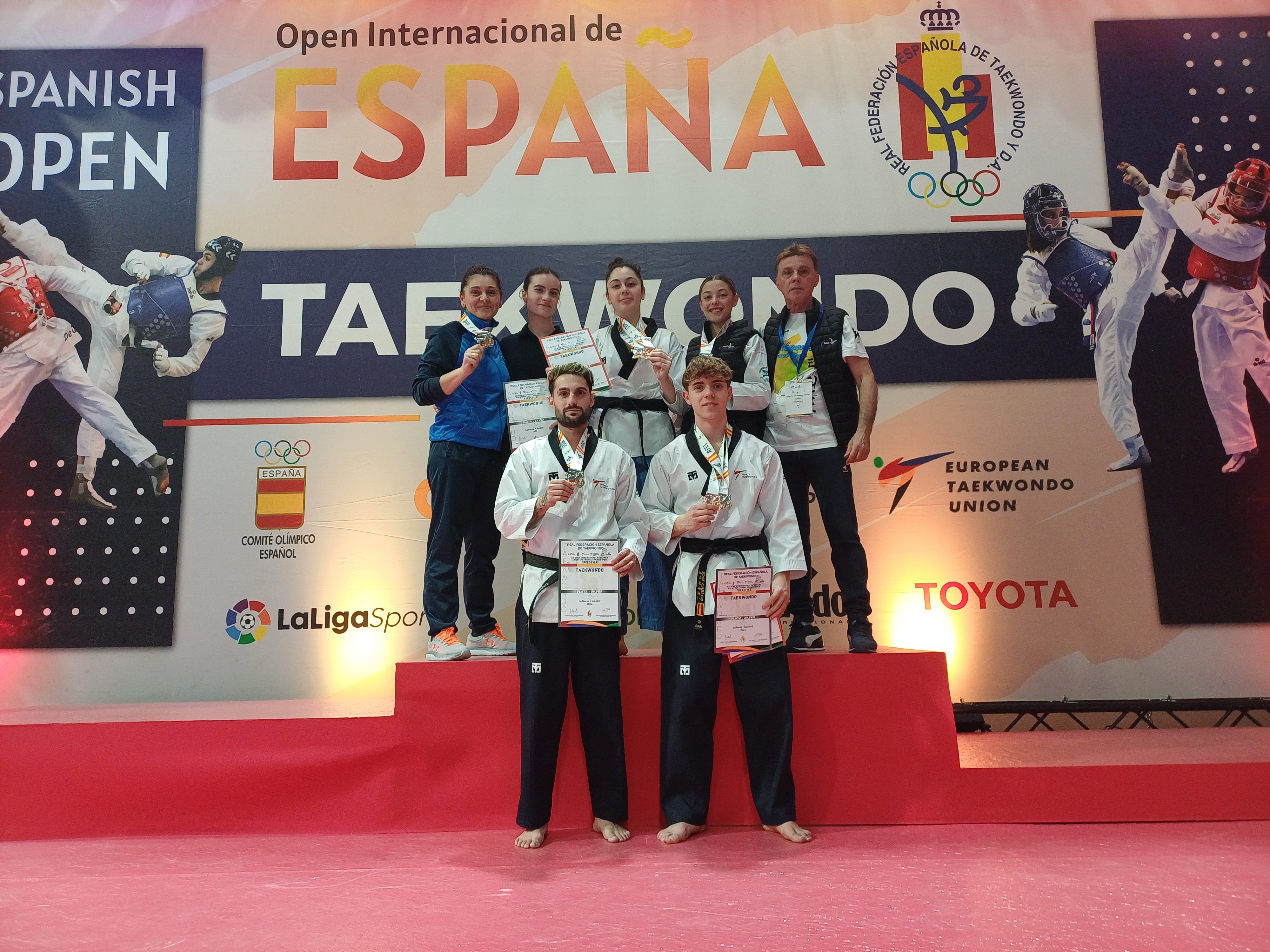 Dos platas y un bronce para el Seúl Gym en el XXI Open Internacional de Taekwondo