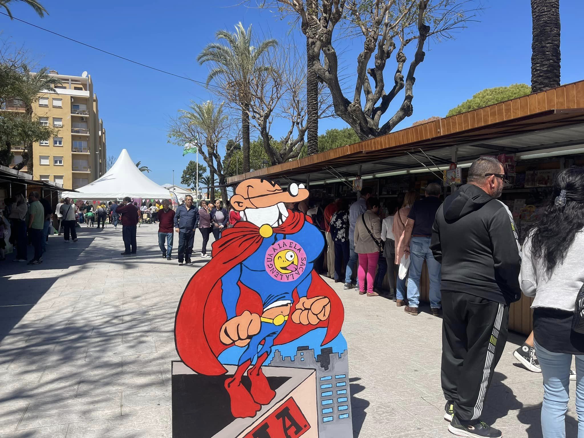 La V Feria del Libro de San Roque cierra este domingo con gran asistencia. Foto: S.F.