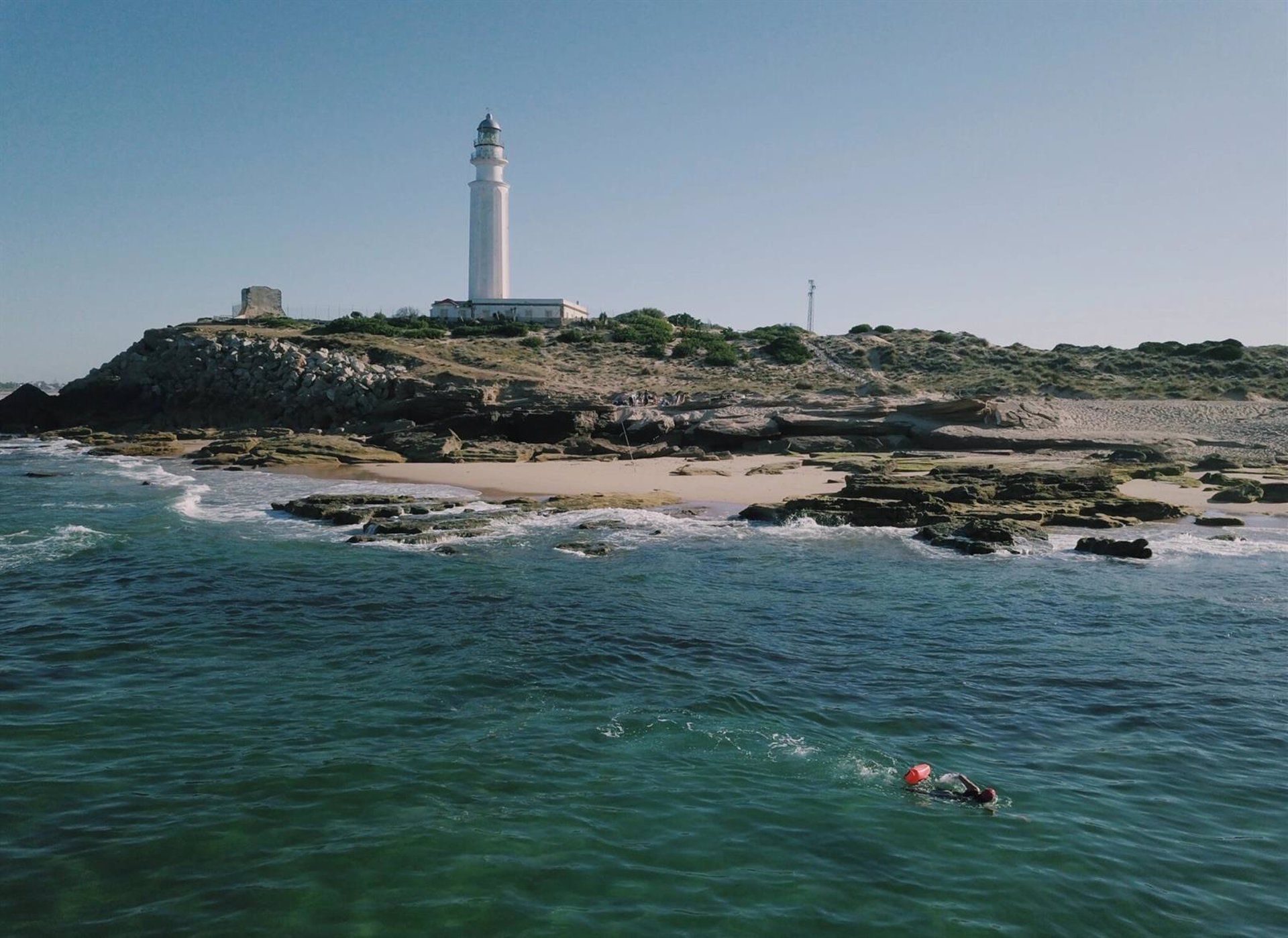 La Aemet extiende a la madrugada de este sábado el aviso amarillo por oleaje en el Estrecho. Archivo - Cabo Trafalgar (Cádiz) en imagen de archivo. - CALIFA VEJER - Archivo