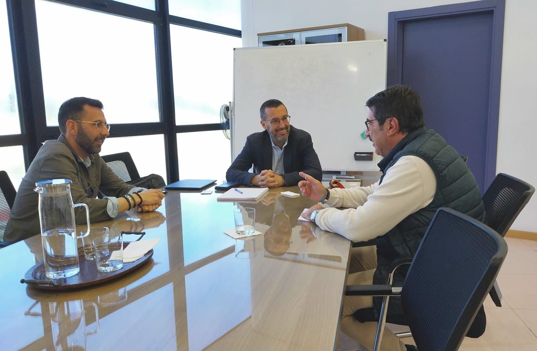 El Colegio de Agentes de Aduanas muestra su preocupación por la supresión de la frontera con Gibraltar 