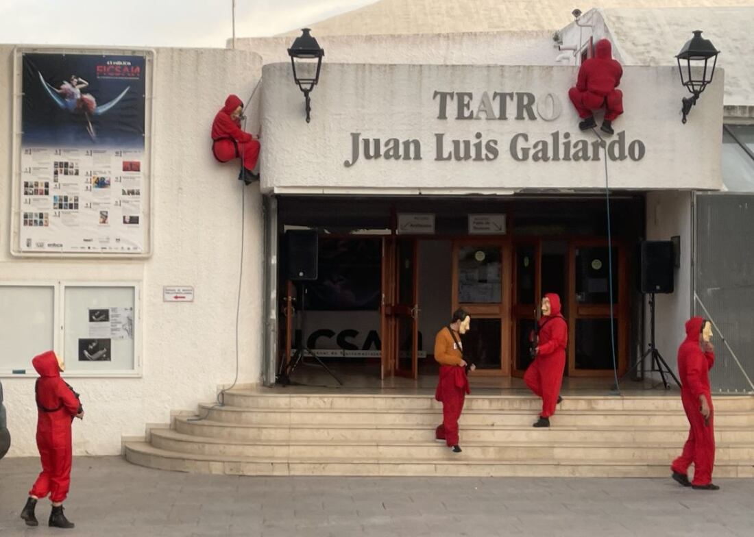 Asalto al teatro. Foto: F.M.