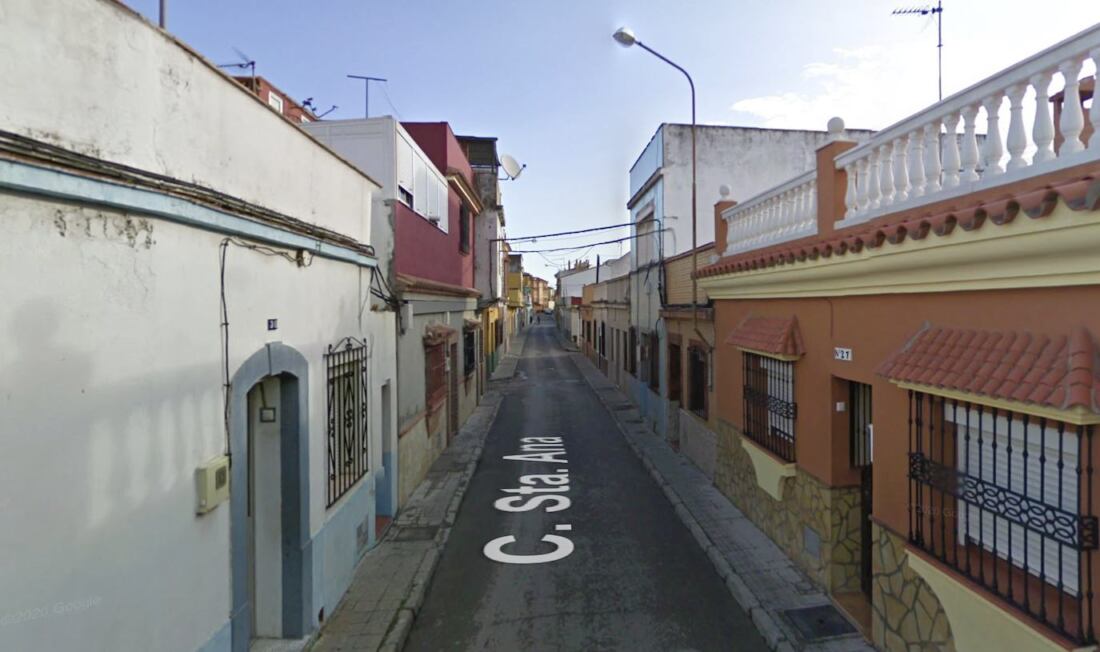 Calle Santa Ana en La Línea, en Google Maps.