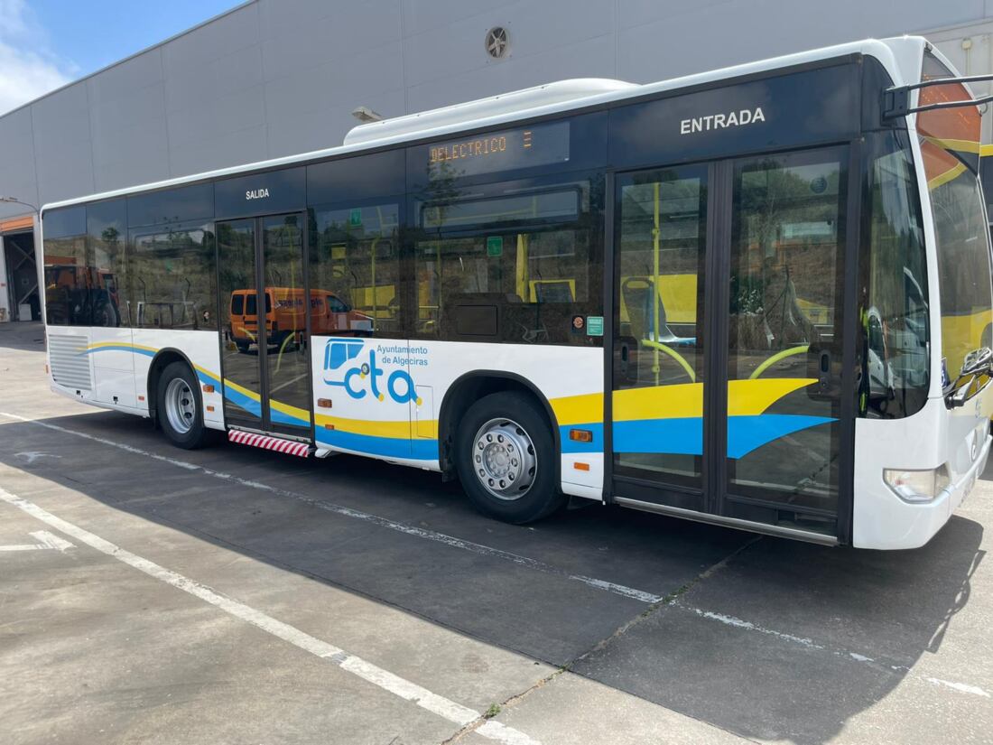 Vehículo que se ha incorporado a la flota de autobuses urbanos de Algeciras.