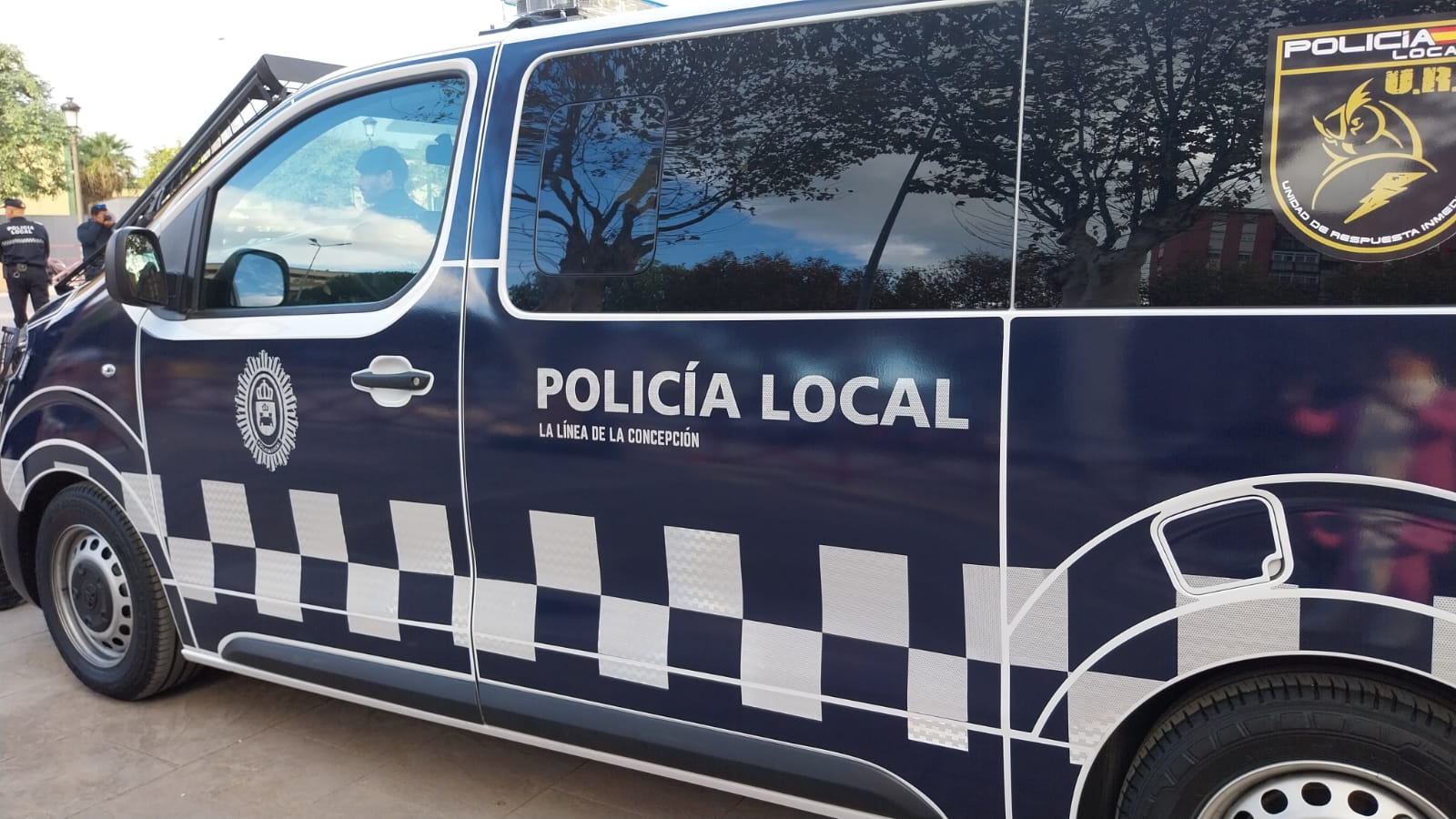 Dos detenidos en La Línea por portar droga dispuesta para su venta.