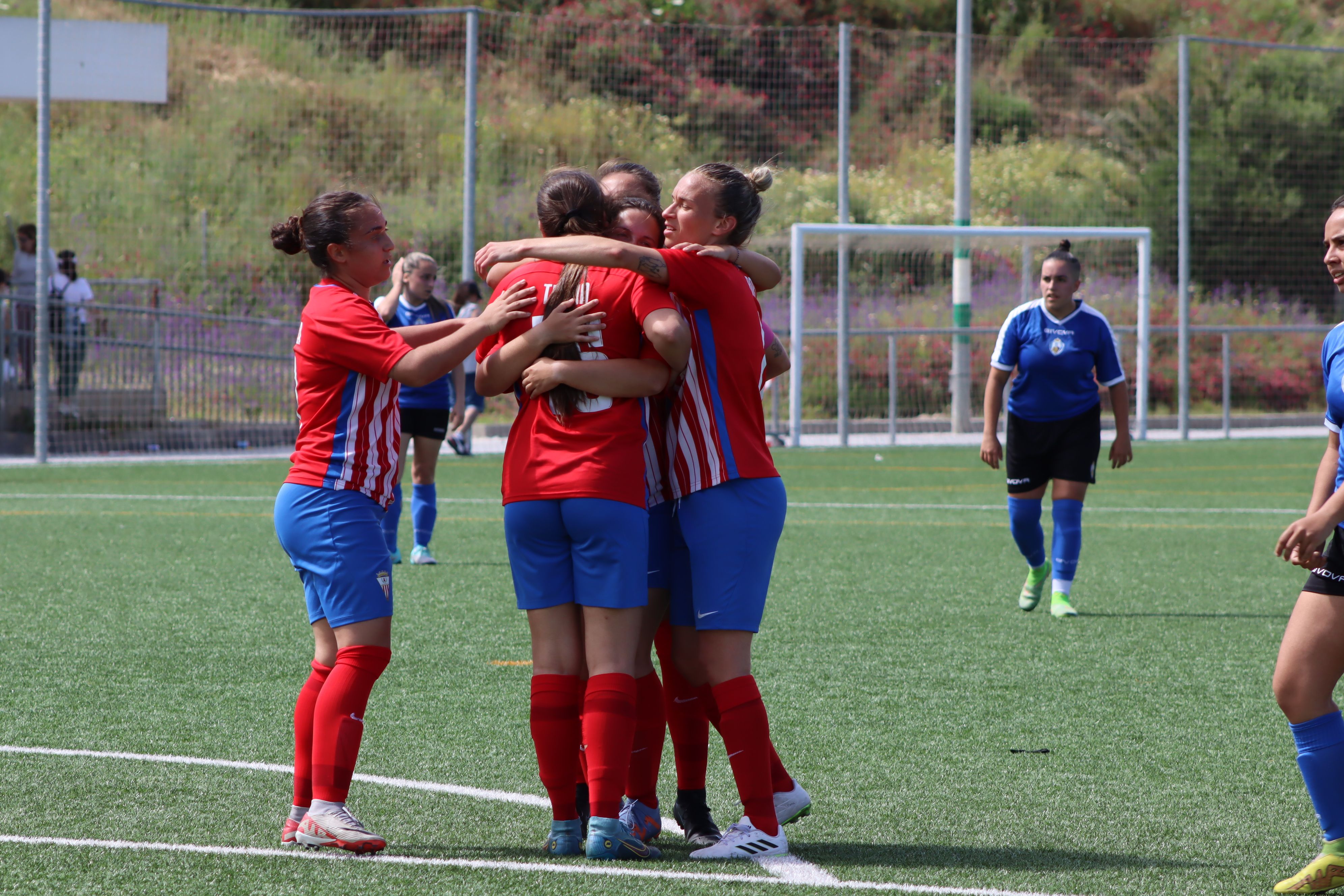 El Algeciras CF femenino se lleva un entretenido derbi ante el Linense FC Bolivia (3-1)