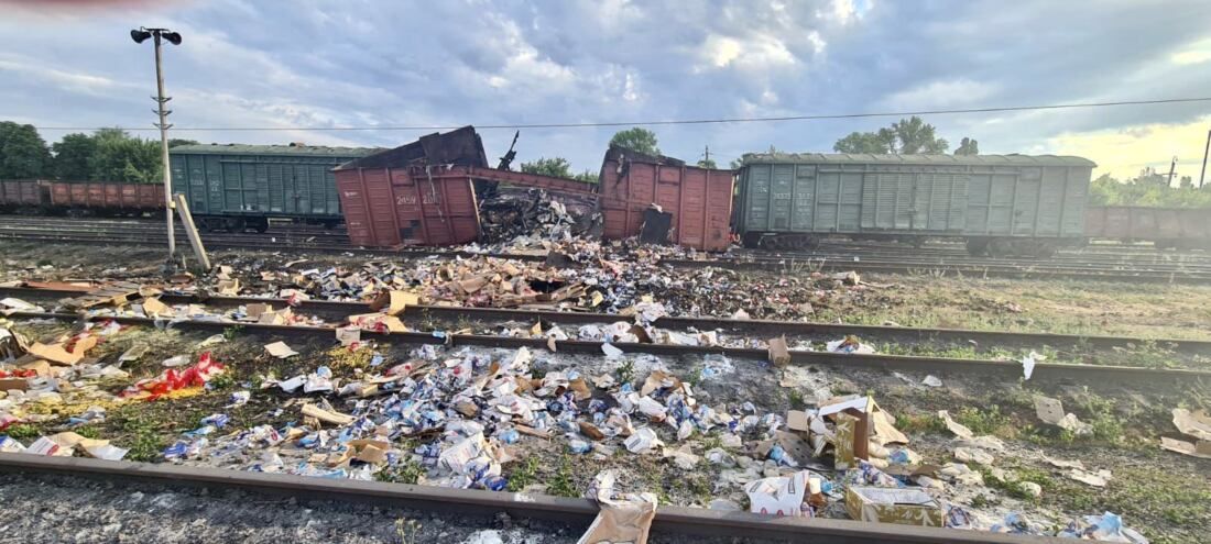 Vagón de la ONG del chef José Andrés bombardeado por las tropas rusas en Ucrania.