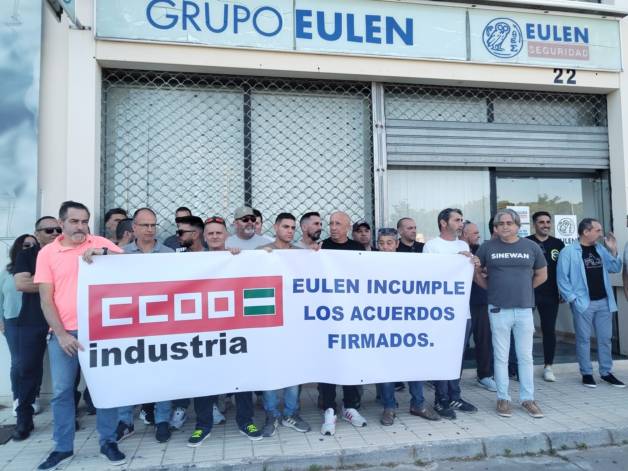 Concentración de los trabajadores de Eulen.