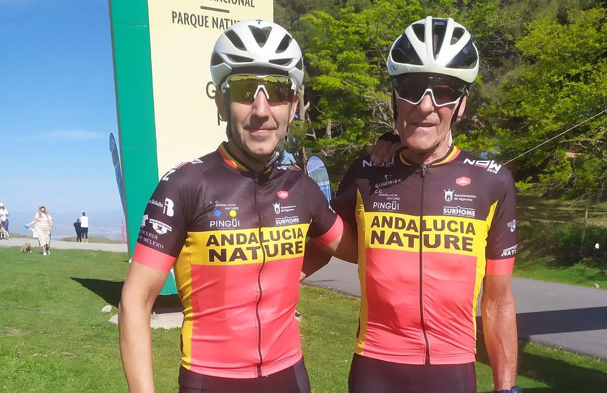 Francisco David Fernández Larrayad y Rafael Antonio Jiménez Márquez, del Andalucía Nature, en Sierra Nevada