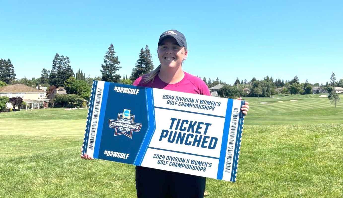 La golfista sanroqueña María Torres Lobato, campeona de la División II de la NCAA