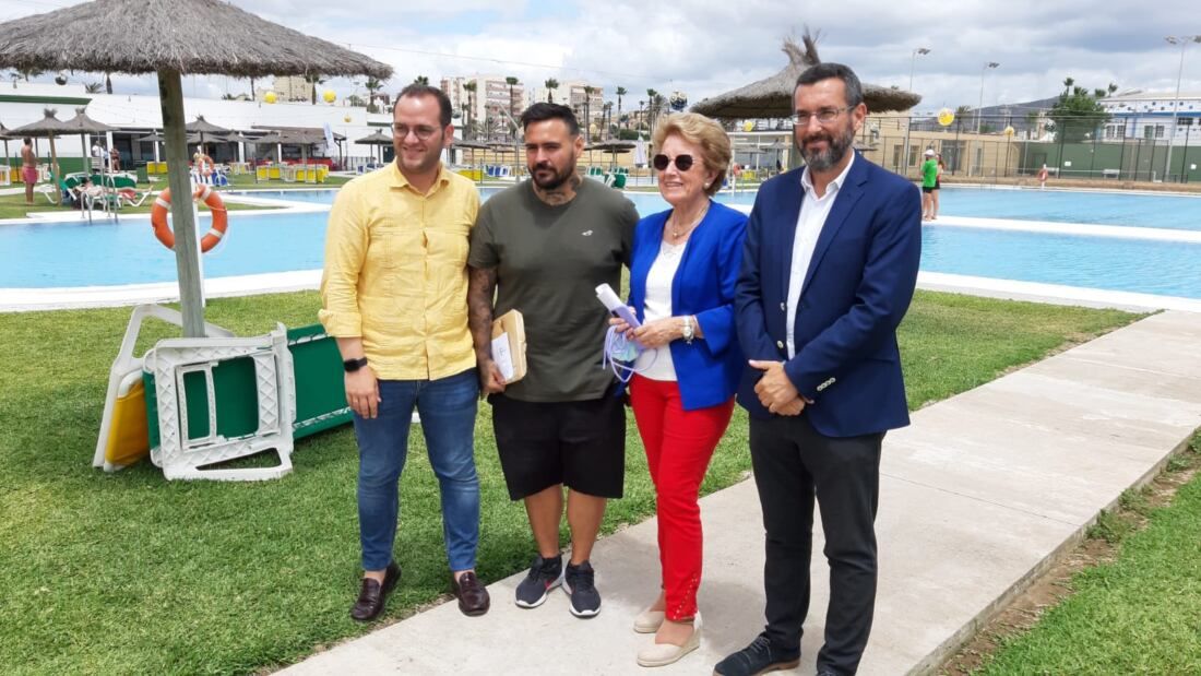 Visita_piscina_municipal_de_verano