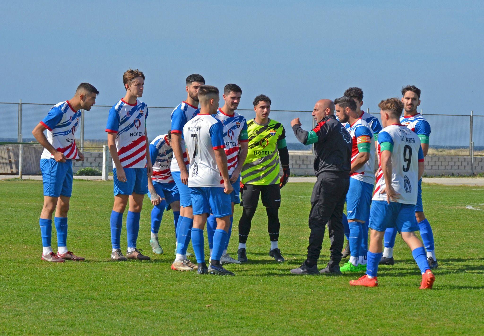 La UD Tarifa seguirá una temporada más en la Segunda Andaluza/Foto: Maku Hoyos