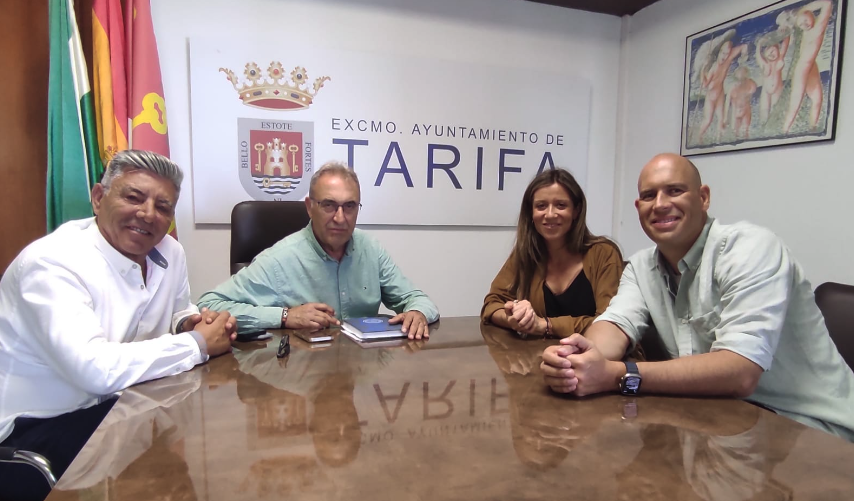 El Ayuntamiento y los promotores del primer Congreso de Nómadas Digitales de Tarifa