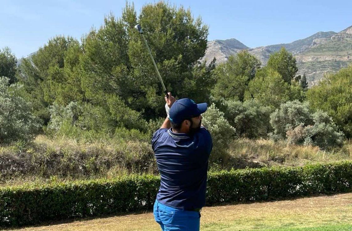 El golfista tesorillero Mario Galiano, el mejor comarcal en el Alps Tour de Roquetas de Mar