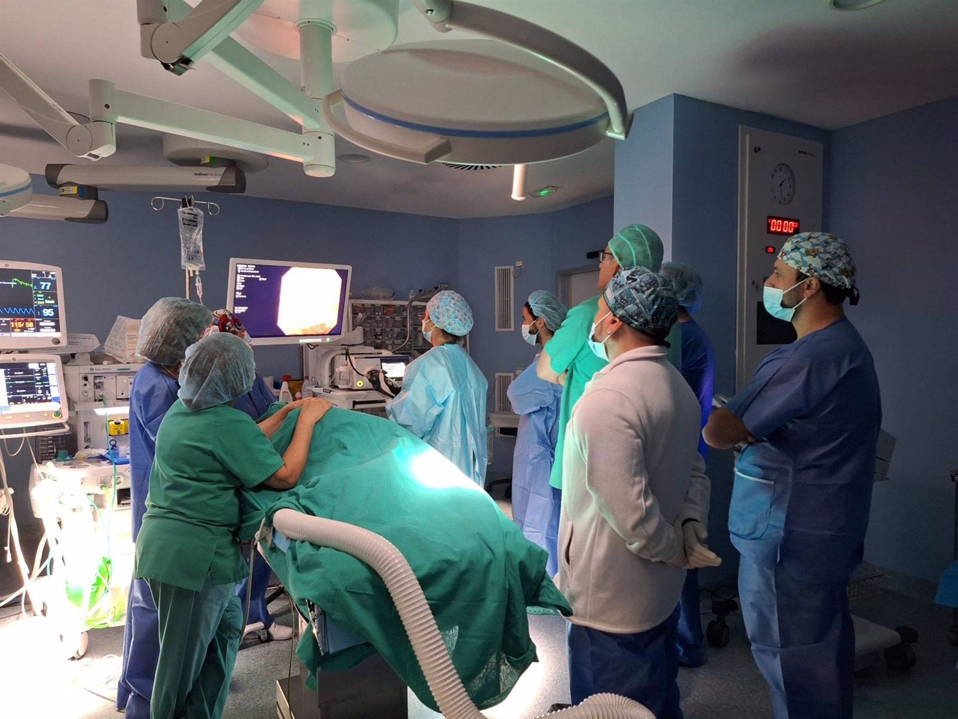 Junta autoriza el gasto para material sanitario y cesión de equipamiento analítico por 54,7 millones. 