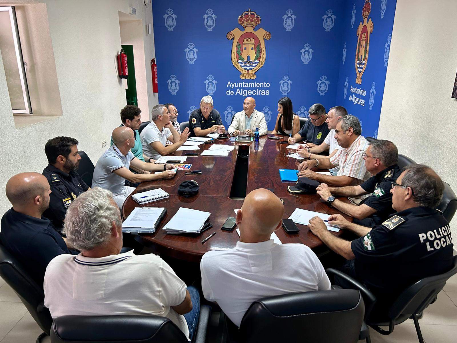 Última reunión de coordinación para la Noche de San Juan en Algeciras.  Todo listo para la noche de San Juan en Algeciras: las únicas hogueras permitidas son las municipales