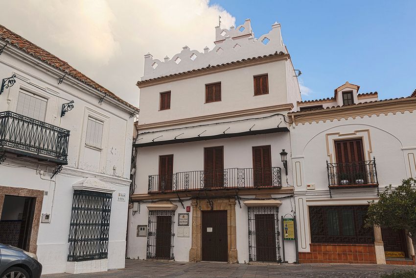  La Casa Urrutia acoge una exposición de arte contemporáneo del 6 al 23 de mayo.