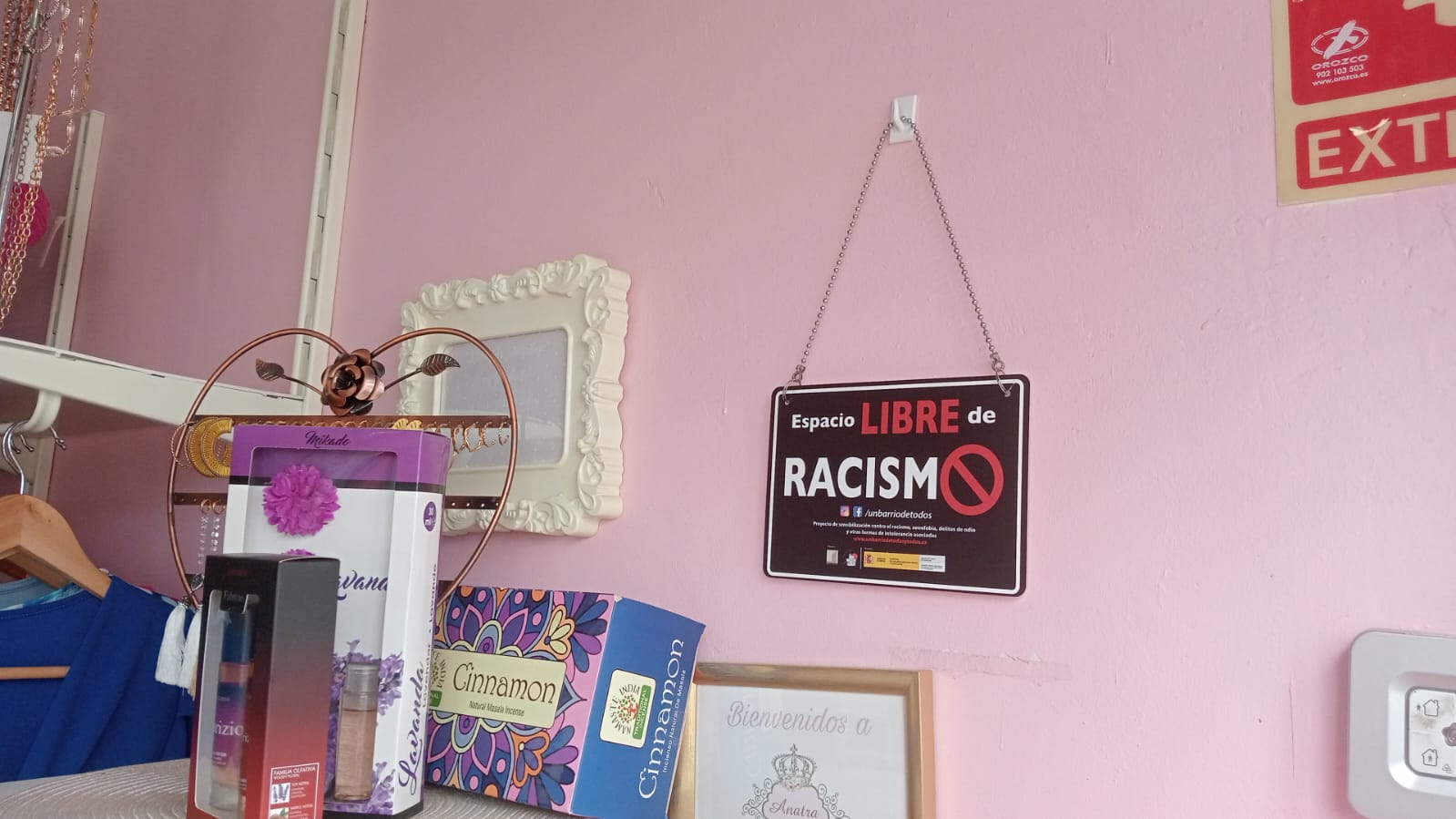 'Espacios libres de racismo'.